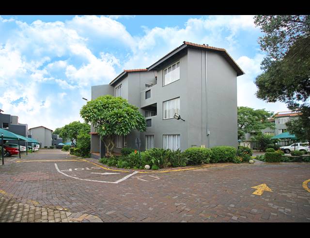 2 BEDROOM APARTMENT FOR SALE IN NORTHGATE
